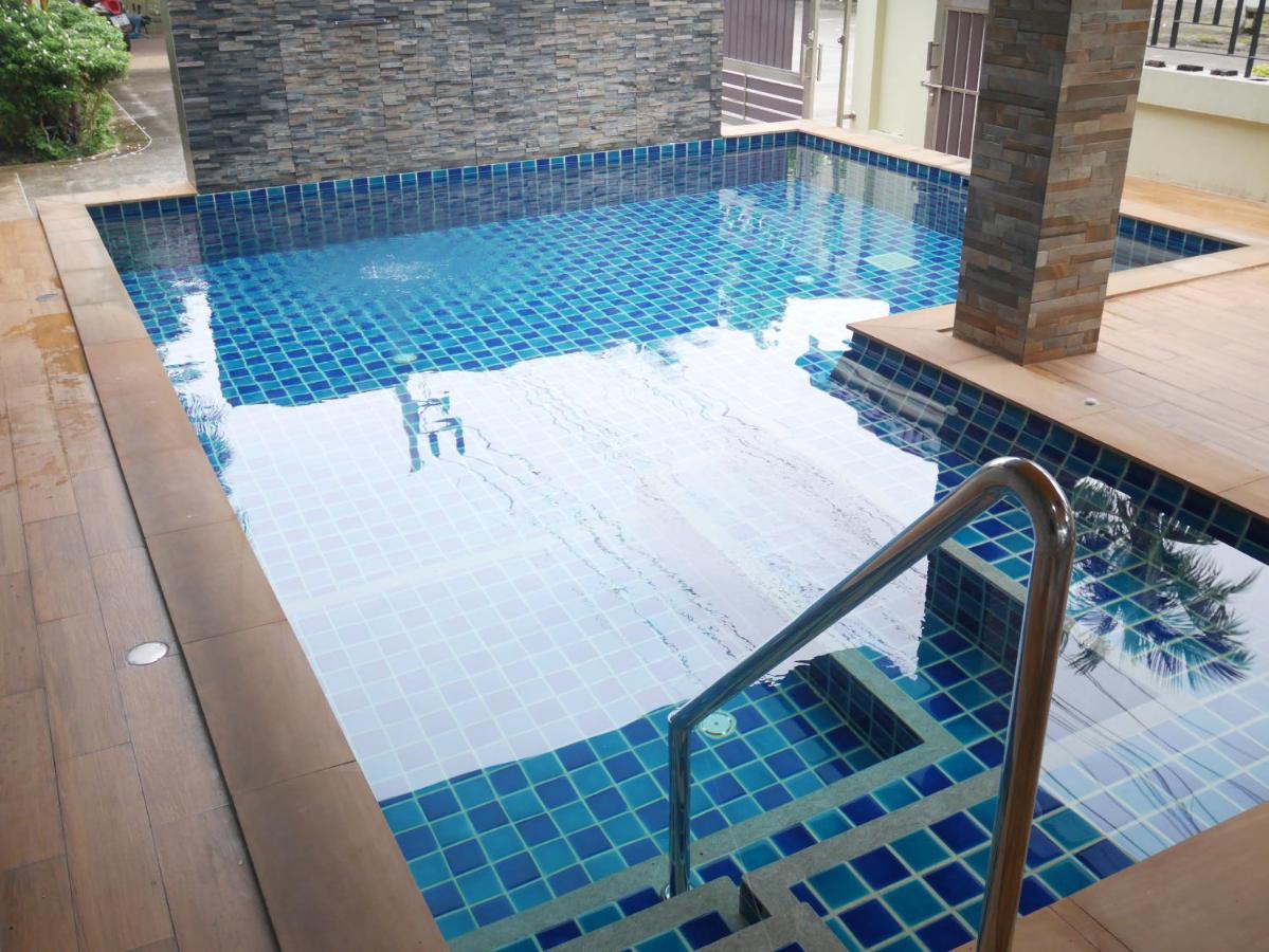Nasa Hotel Phuket Exterior foto