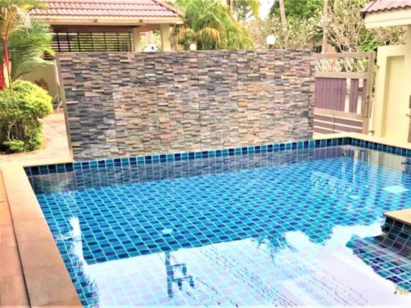 Nasa Hotel Phuket Exterior foto
